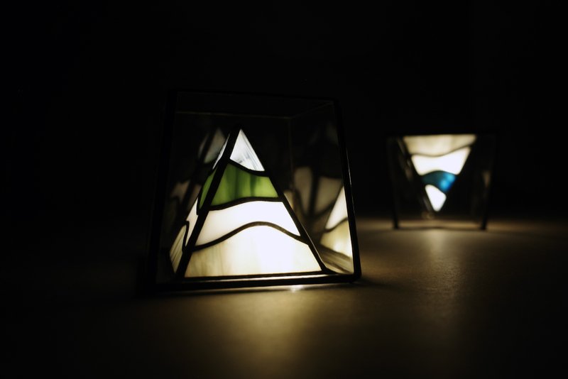 光屿/玻璃器皿/灯饰/盆器/烛台/镶嵌玻璃/Curve - 摆饰 - 玻璃 多色