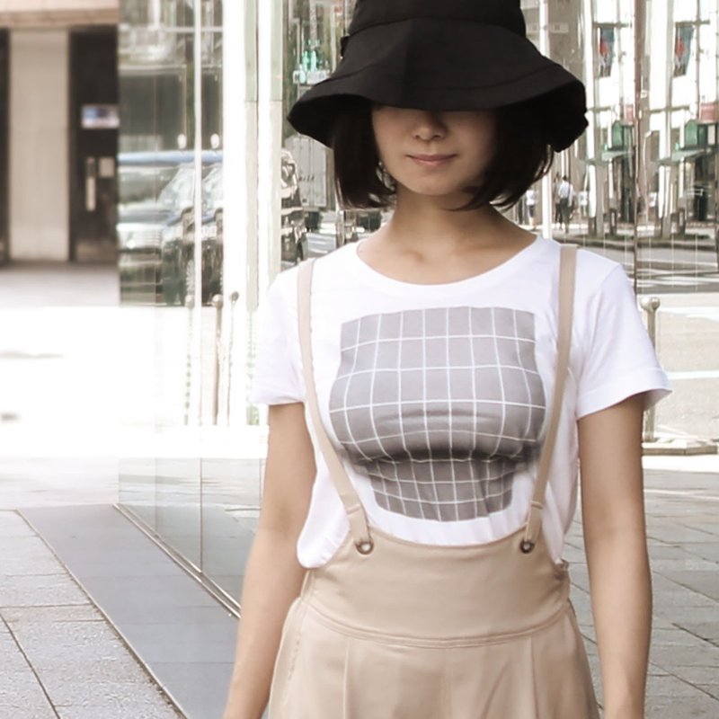 Mousou Mapping T-shirt/ Illusion grid - 女装 T 恤 - 棉．麻 灰色