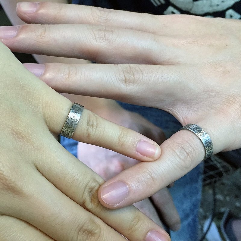 真情密码/宽版银戒/对戒/婚戒/下单2享85折,手作的诗台南金工diy - 金工/饰品 - 纯银 
