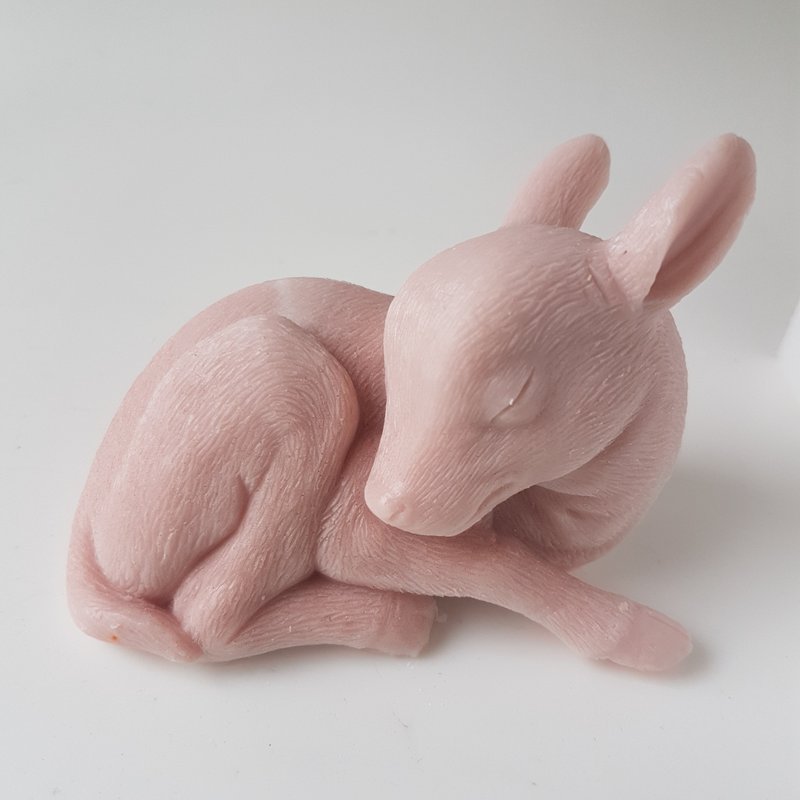 小鹿斑比香氛手工皂 采用 杏桃花与蜂蜜香味 - 肥皂/手工皂 - 其他材质 金色