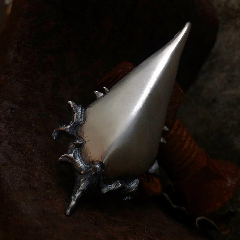 严龙坠M Agave Titanota Pendant M - 项链 - 银 银色