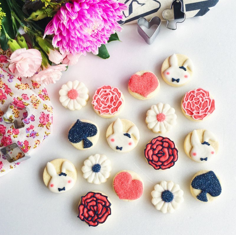 For Joanne.C专属订单 - 糖霜饼干 • 暗黑哥德风Alice梦游  纯手工绘制设计饼干15包 - 手工饼干 - 新鲜食材 