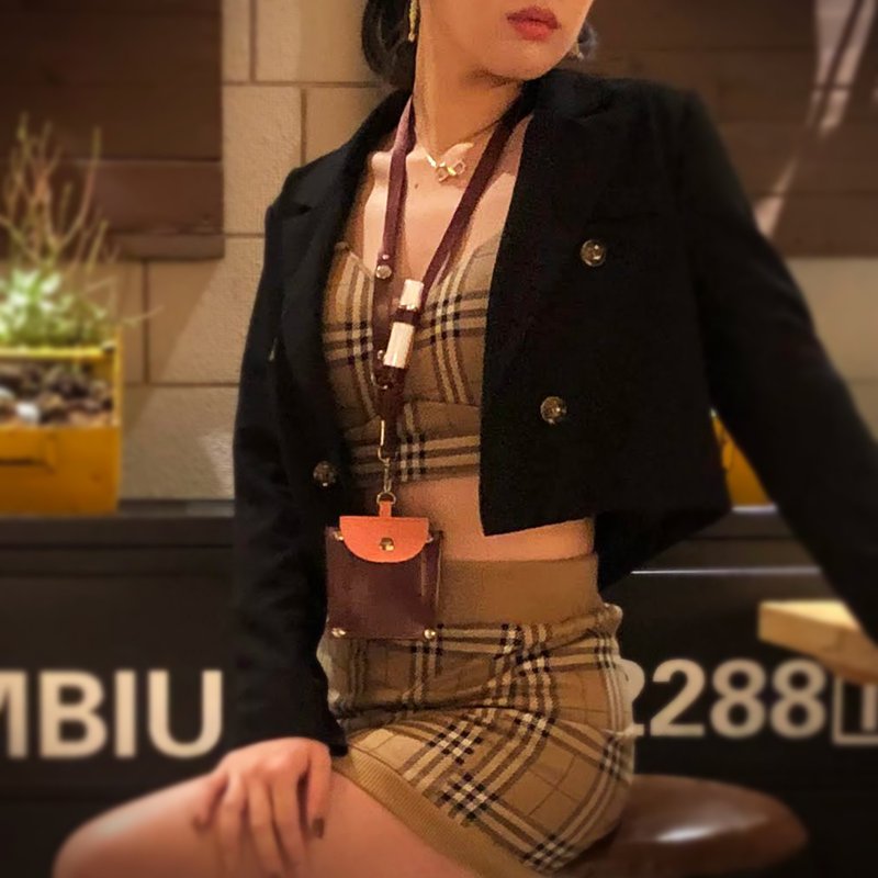 【收纳口罩】防疫萌友识别证套∣挂颈式X夹式拉环∣皮革深酒红 - 证件套/卡套 - 其他材质 红色