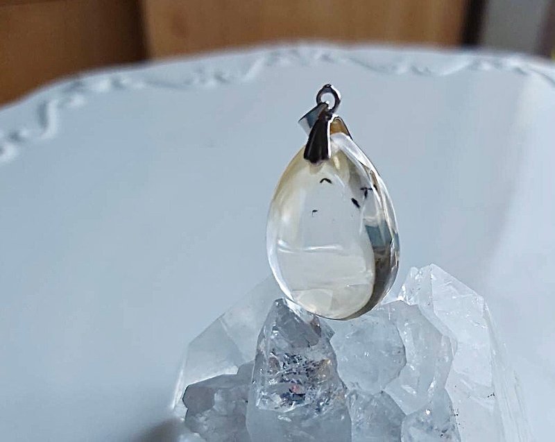 心忱-海胆黄水晶 水滴坠子 - 项链 - 水晶 黄色