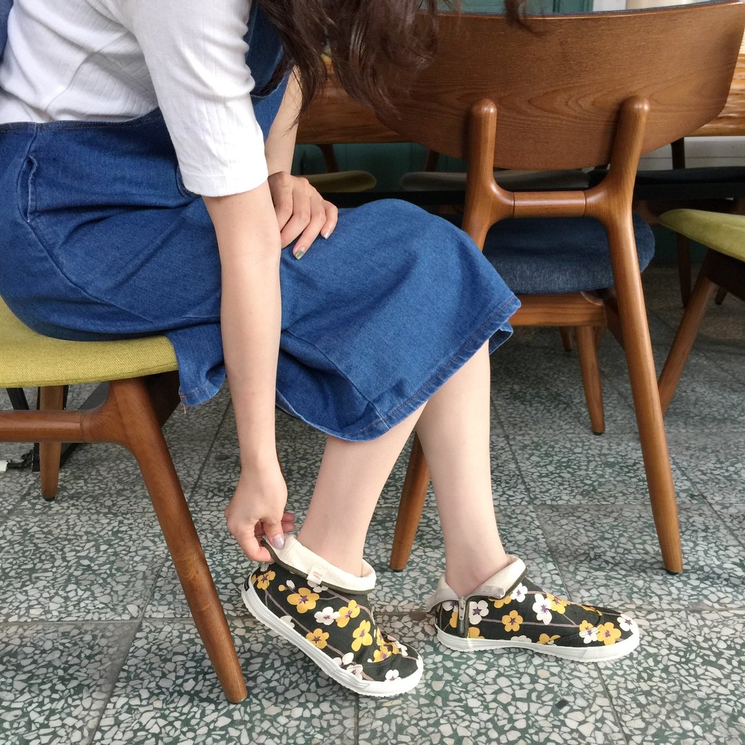 夏日旅伴 | 两穿.足袋.山之小梅花布.真皮鞋垫.拉链高筒 - 女款休闲鞋 - 棉 绿色