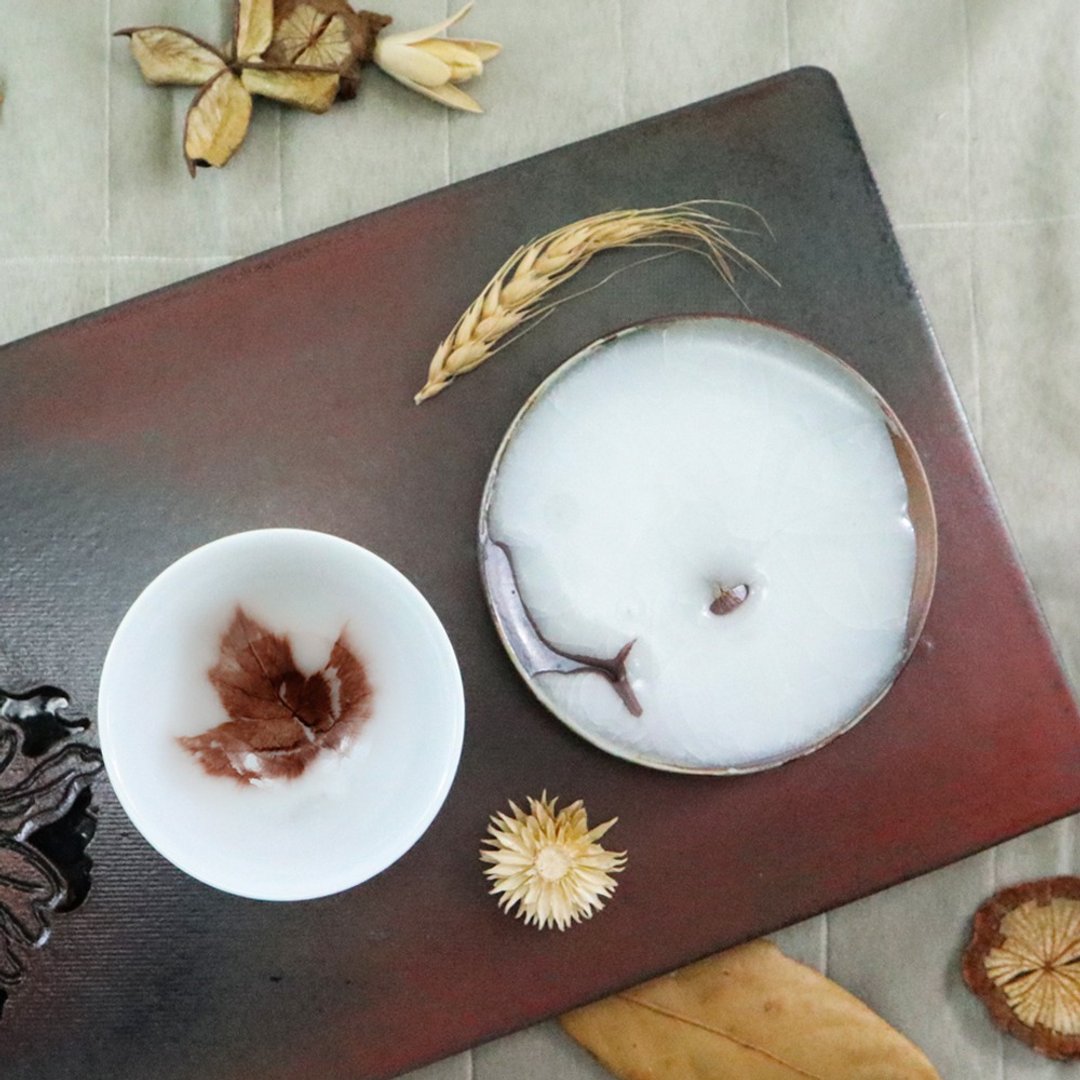 月光雪路 柴烧白玉小盘 茶托 杯托 点心盘 置物盘 - 浅碟/小碟子 - 陶 白色