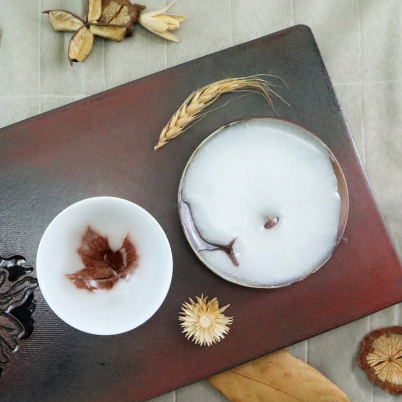 月光雪路 柴烧白玉小盘 茶托 杯托 点心盘 置物盘 - 浅碟/小碟子 - 陶 白色