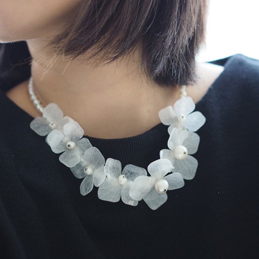 Necklace项链:  The Garden City East Necklace - N060 - 项链 - 宝石 白色