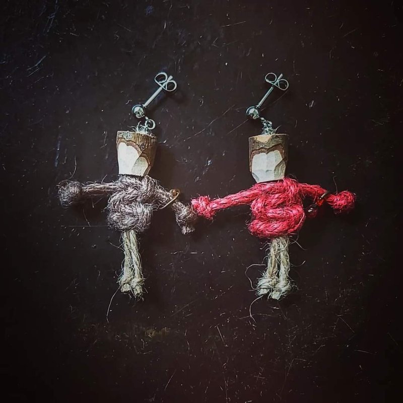 小人物香樟木麻编织耳环耳勾针 - 耳环/耳夹 - 木头 多色