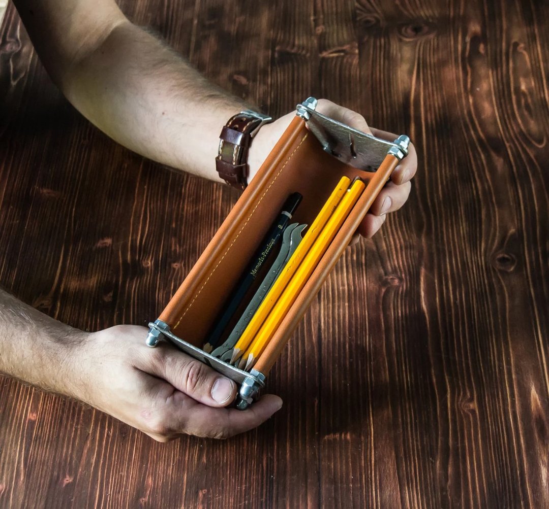 Leather desk organizer, Pencil Holder, pen holder, pencil tray, desk accessories - 收纳用品 - 真皮 银色