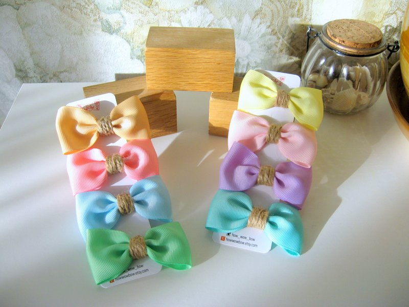 Small dog hair bows set for Shih Tzu, Yorkie, Maltipoo, Havanese, Cockerpoo - 衣/帽 - 其他材质 多色