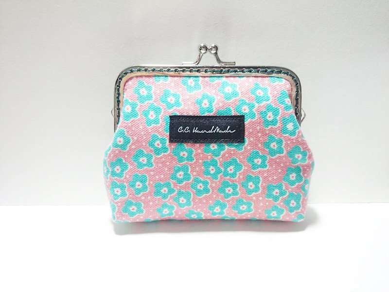 嘻嘻 ✿ 北欧风方形口金包/零钱包 -- 小蓝花 - 零钱包 - 棉．麻 多色