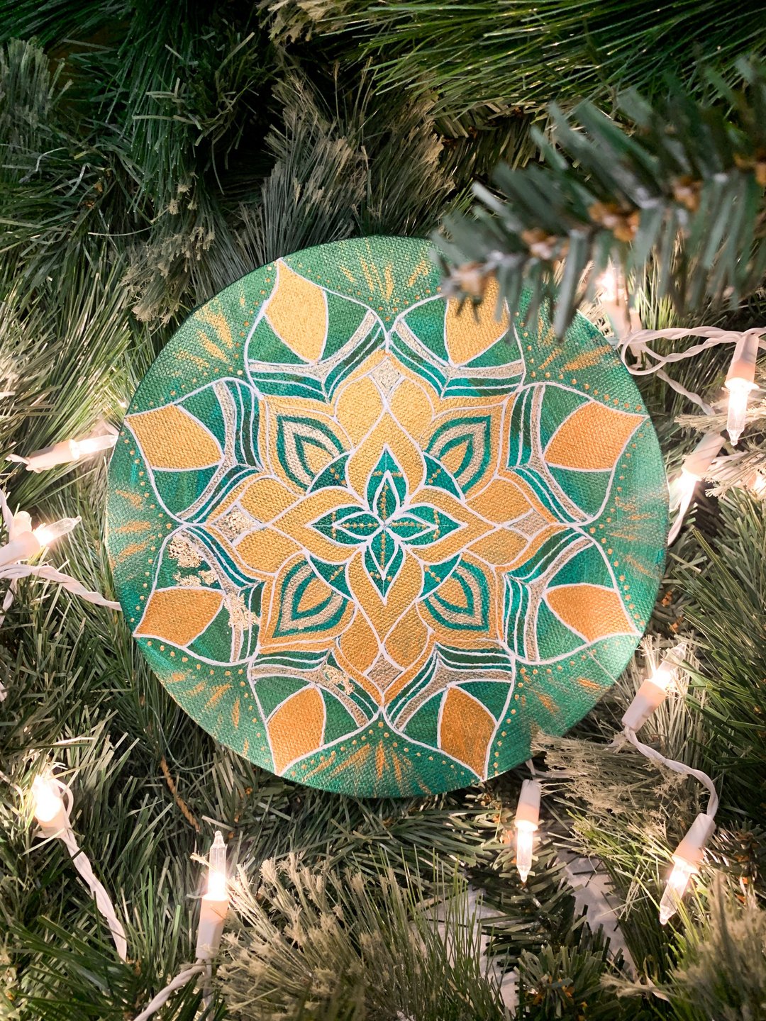 Green mandala painting Sacred geometry art Meditative decor Abstract flower art - 墙贴/壁贴 - 压克力 绿色