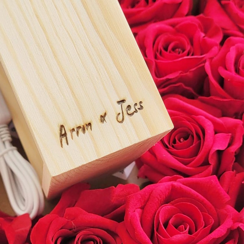 【手写字的温度】 手写刻字服务 / 订制你专属的文字 / 加配专区 - 灯具/灯饰 - 木头 卡其色