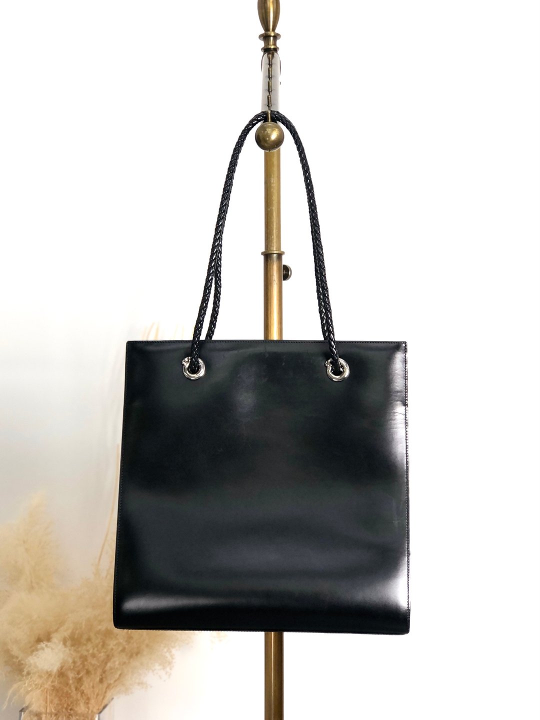 【日本直送 名牌中古包】Cartier 卡地亚 手提包 黑色 豹纹图案 皮革 vintage 古董 老品 pk4pc8 - 手提包/手提袋 - 真皮 黑色