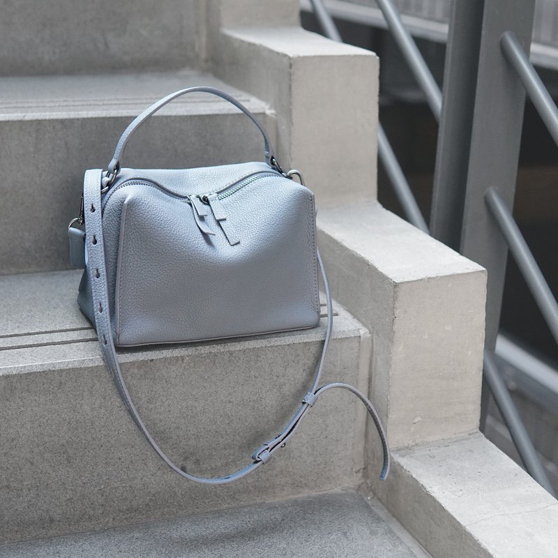 Mini Valley Cube Shoulder Bag矿物蓝-侧背/斜背/小提袋 - 侧背包/斜挎包 - 真皮 蓝色