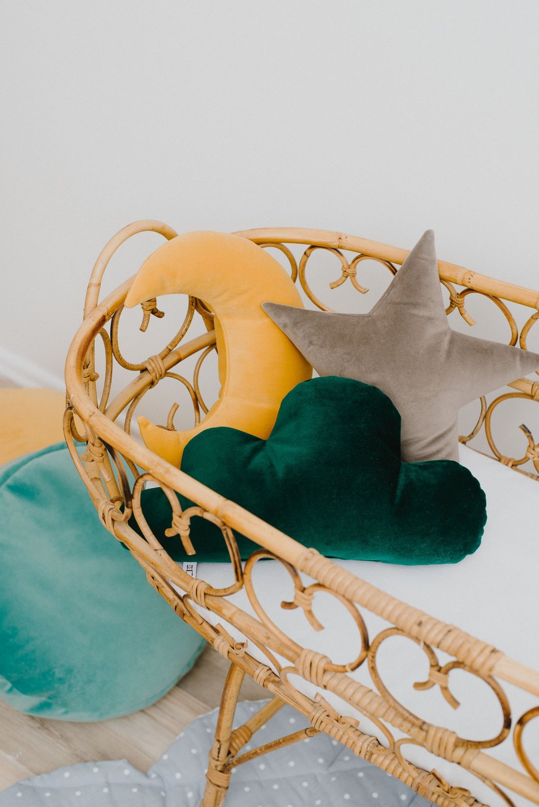 Cloud Star Moon Shape Velvet pillows set for kids room - - 枕头/抱枕 - 其他金属 多色