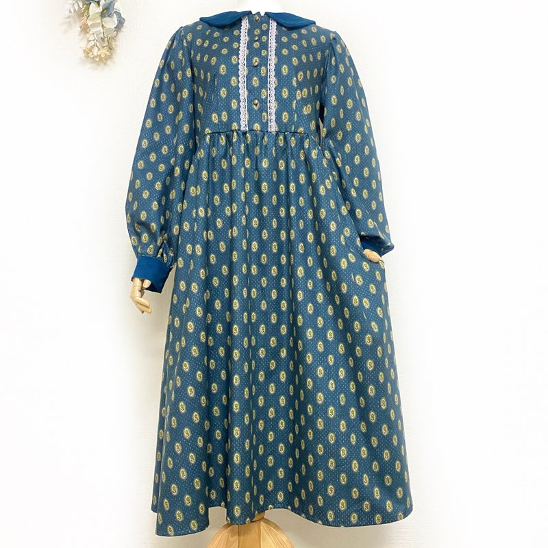 令人心动的花卉浮雕图案复古连衣裙 - 洋装/连衣裙 - 棉．麻 蓝色