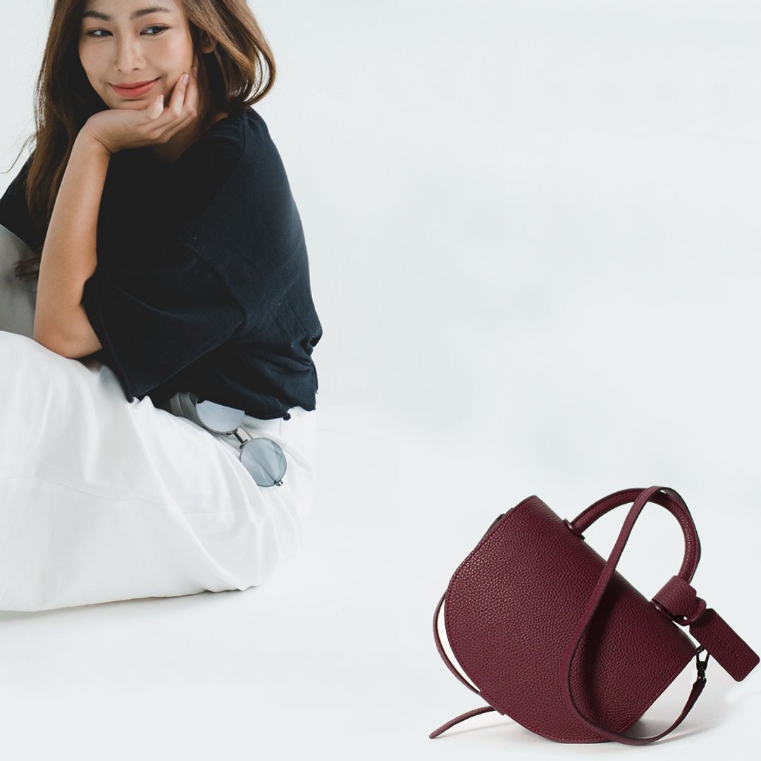 Semi Circle Handbag or crossbody 半圓形手提斜背包 - 手提包/手提袋 - 人造皮革 紫色