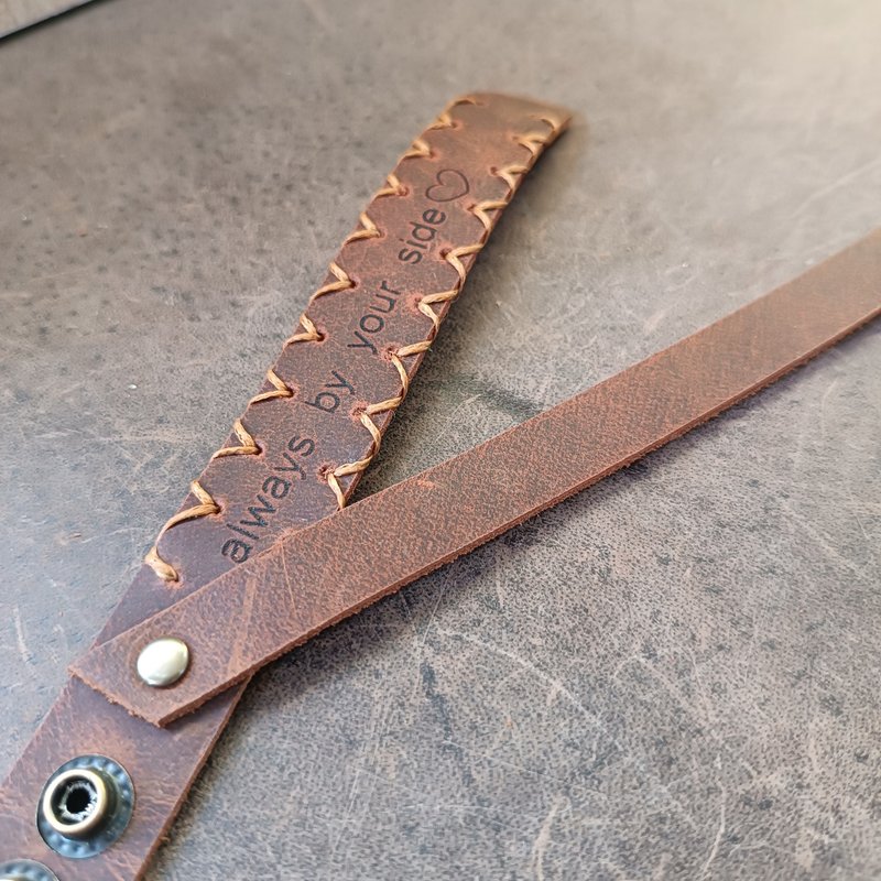 秘密消息质朴皮革腕带、周年纪念礼物、情侣手链 - 手链/手环 - 真皮 咖啡色