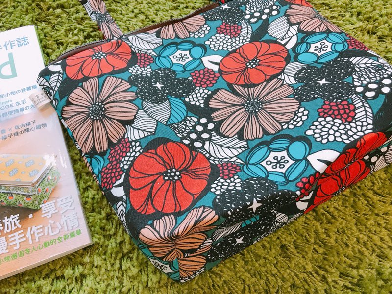 Off-season sale/双拉链托特包/提袋/便当袋/文青包-亮丽彩花 - 手提包/手提袋 - 棉．麻 橘色