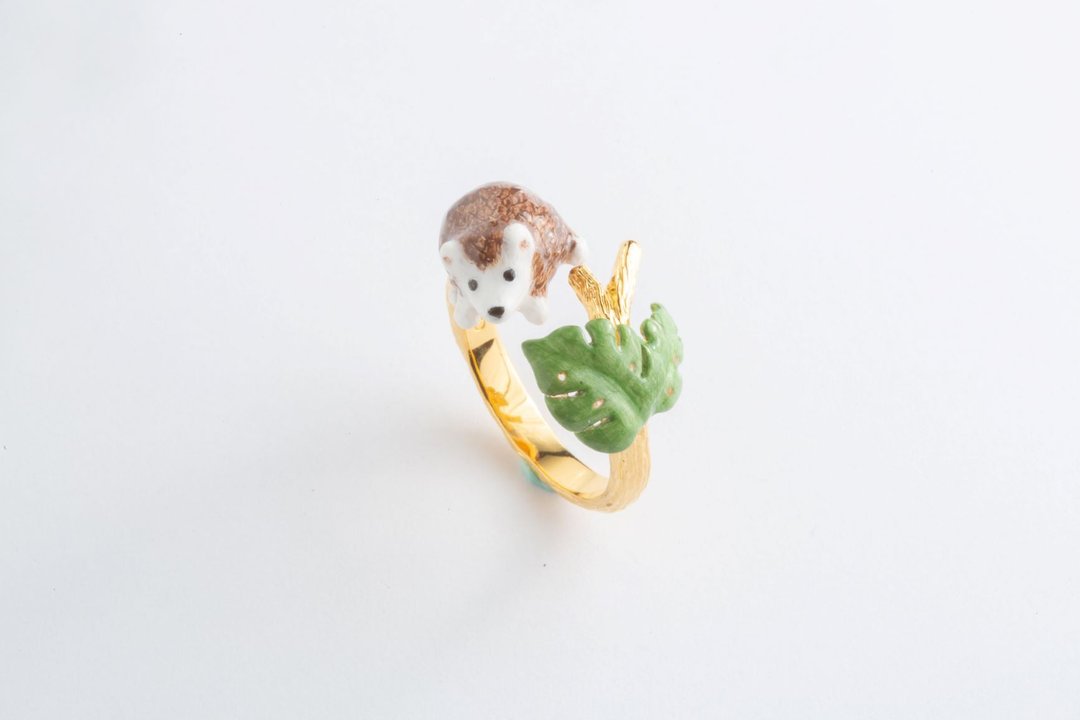 刺猬叶子手工珐琅戒指~Hedgehog Ring - 戒指 - 铜/黄铜 