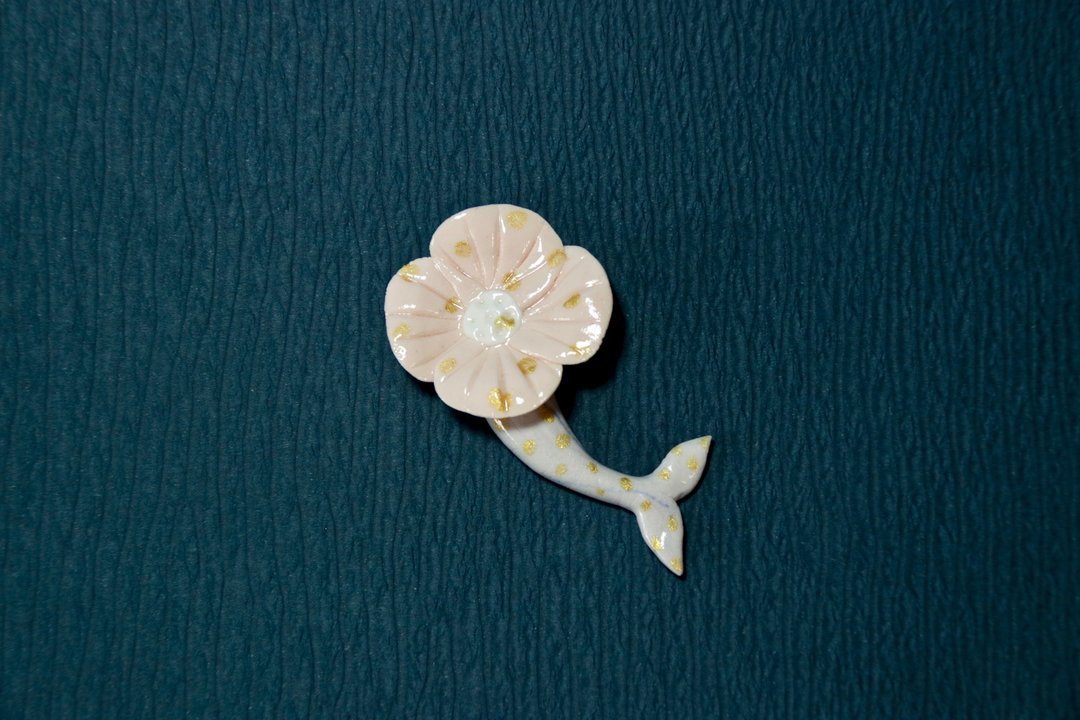 醒來的花園之碎光 |輕粘土花魚胸針 - 胸针 - 粘土 