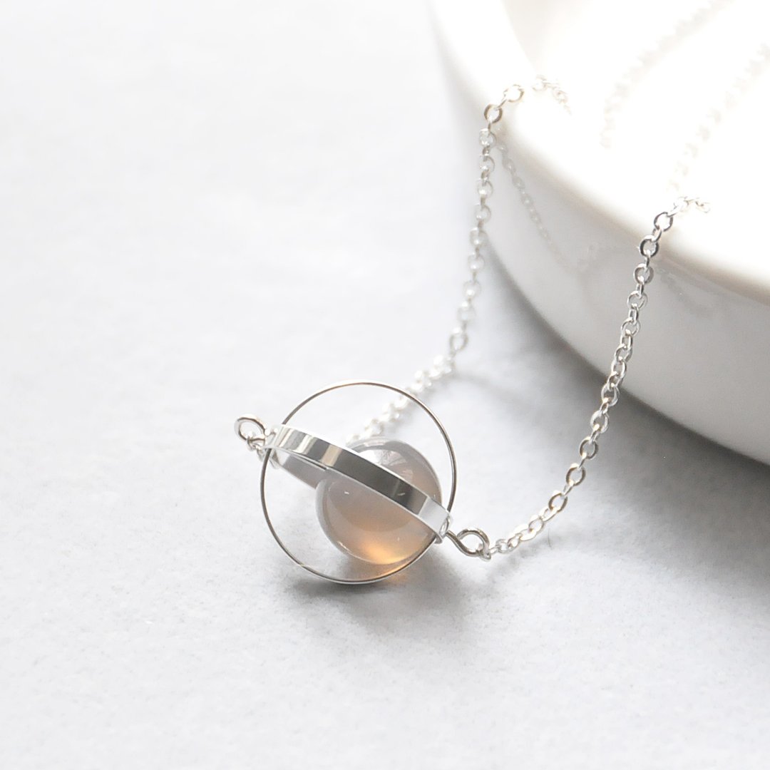 armei 银环。灰玛瑙。温柔星球。宇宙 项链 Sliver Ring。Agate Gray 。Tender Planet。Galaxy Necklace - 颈链 - 其他金属 银色