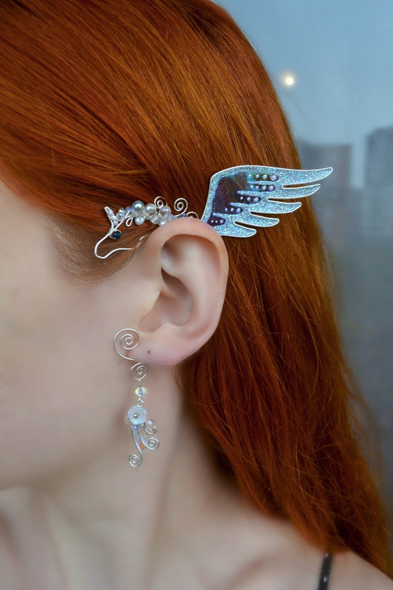 Unicorn ear cuff no piercing, Pegasus earring - 耳环/耳夹 - 铜/黄铜 白色
