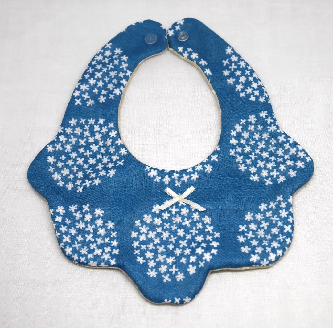 Japanese Handmade 8-layer-gauze Baby Bib - 围嘴/口水巾 - 棉．麻 蓝色