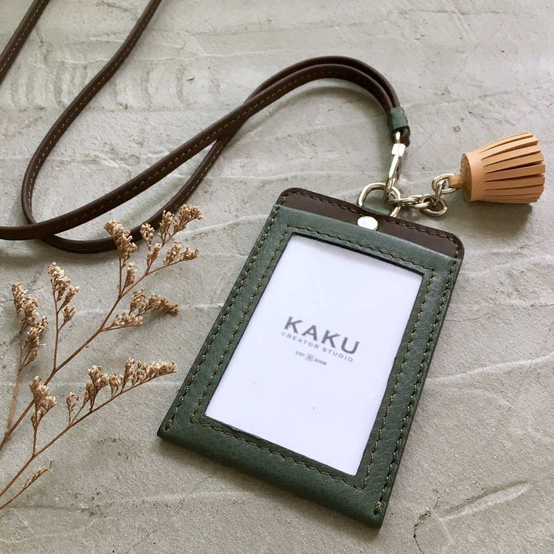 KAKU皮革设计 定制化识别证夹  证件夹 橄榄绿/深咖啡/杏色小流苏 - 证件套/卡套 - 真皮 绿色