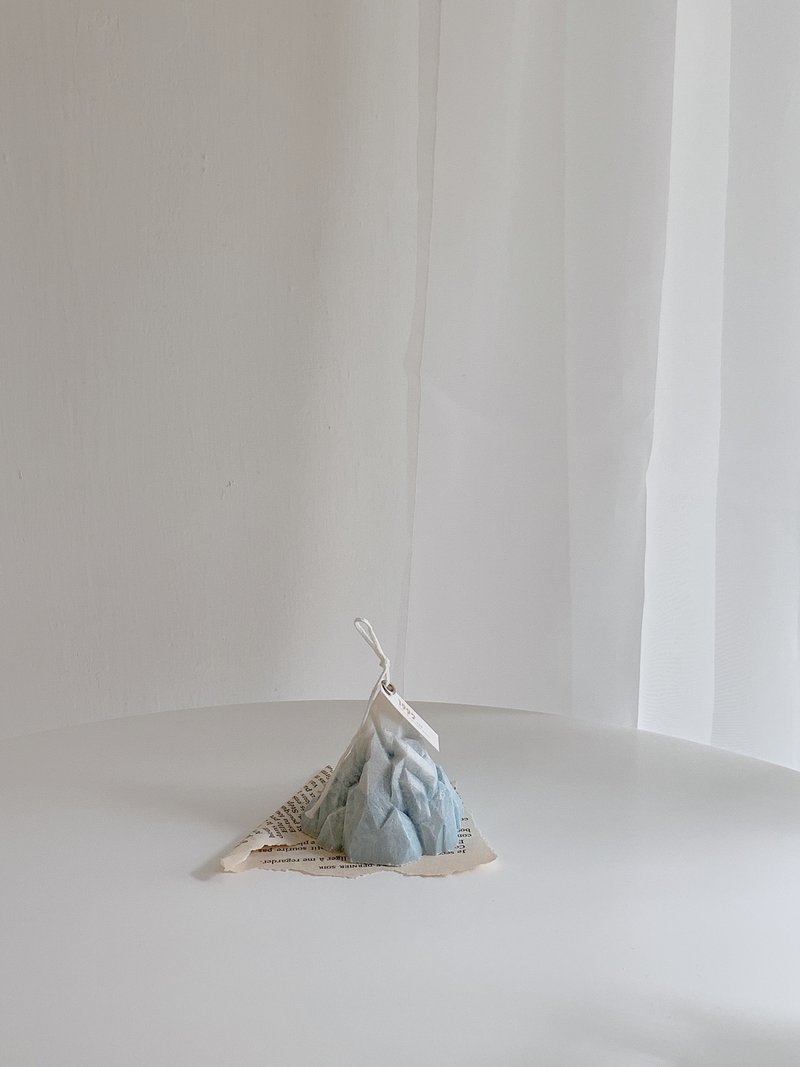 铁达尼号的冰山 : 冰山造型香氛蜡烛 - 蜡烛/烛台 - 蜡 