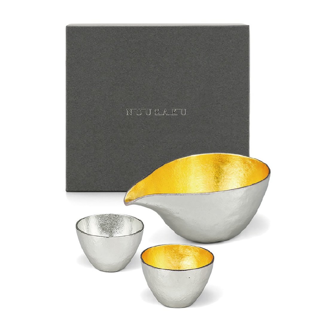 清酒具礼盒 (金箔片口盅-M+清酒对杯) - 酒杯/酒器 - 贵金属 银色