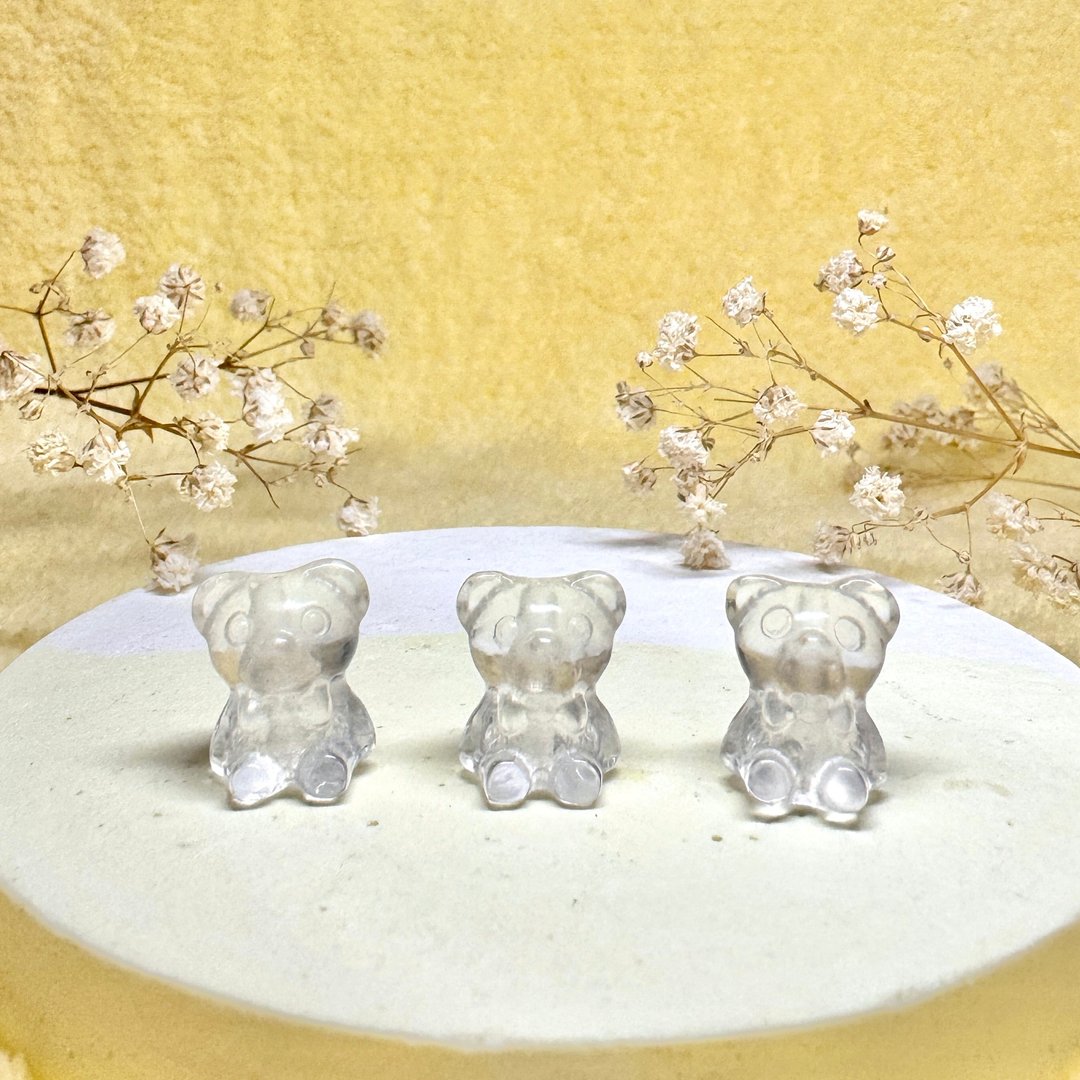天然白水晶领结小熊项链/手珠 可爱造型雕刻矿石饰品 - 手链/手环 - 水晶 白色
