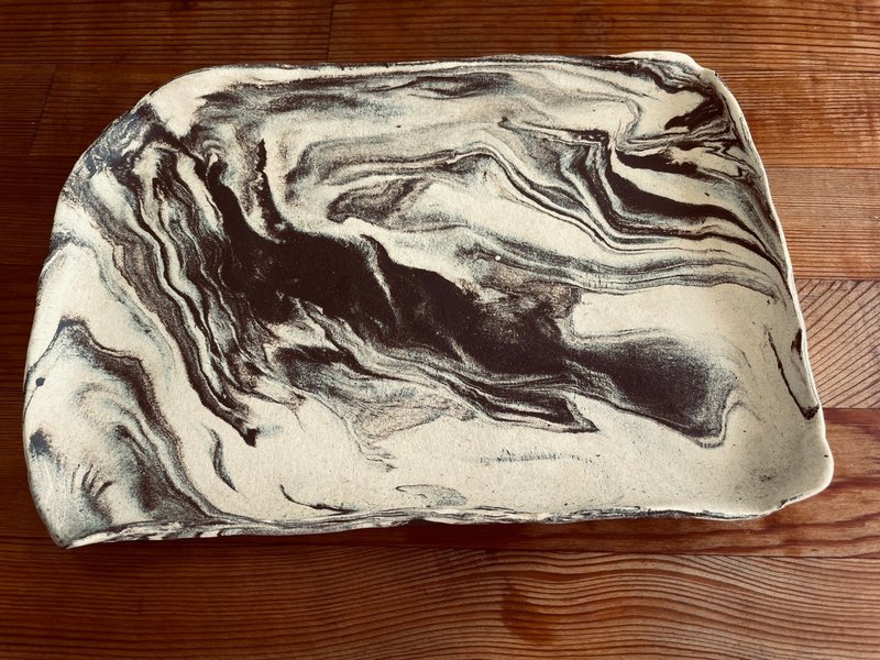 江山盘。时尚老灵魂。江山如画 来一场餐桌茶席上的穿越 - 盘子/餐盘/盘架 - 陶 银色