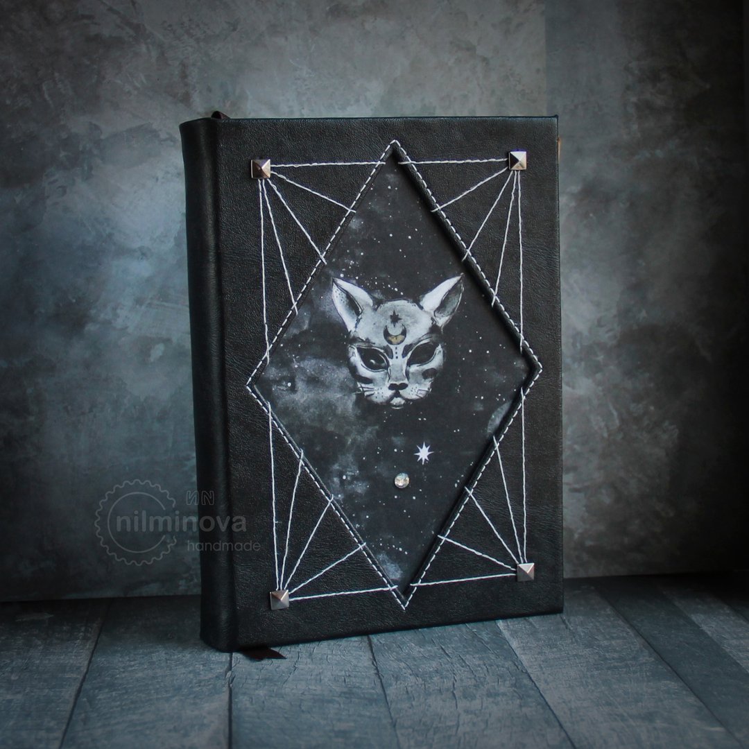 Moon cat journal Spell Book of shadows Black cat celestial Book of spells Occult - 笔记本/手帐 - 人造皮革 黑色