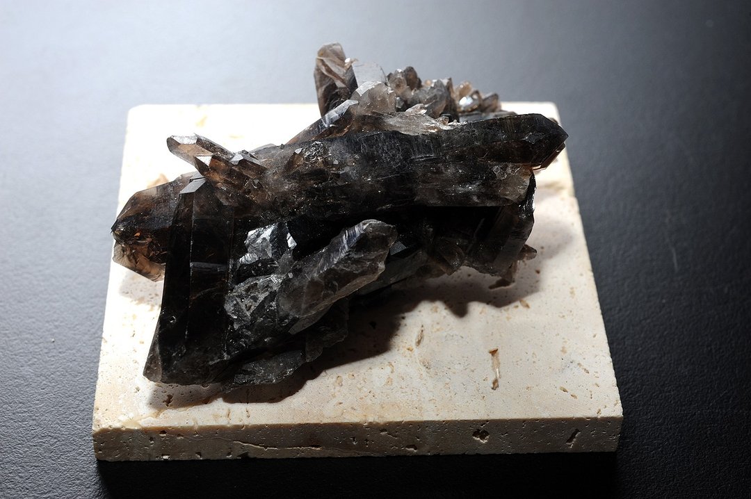 黑水晶簇. 灵修 招财 破煞 防小人 - 摆饰 - 水晶 