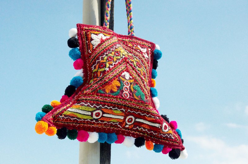 情人节礼物 限量一件 手工刺绣斜背包 / 民族风包 / 侧背包 / 肩背包 / 手工包 / 刺绣包 - 几何造型 沙漠镜面刺绣民族风 - 侧背包/斜挎包 - 棉．麻 多色