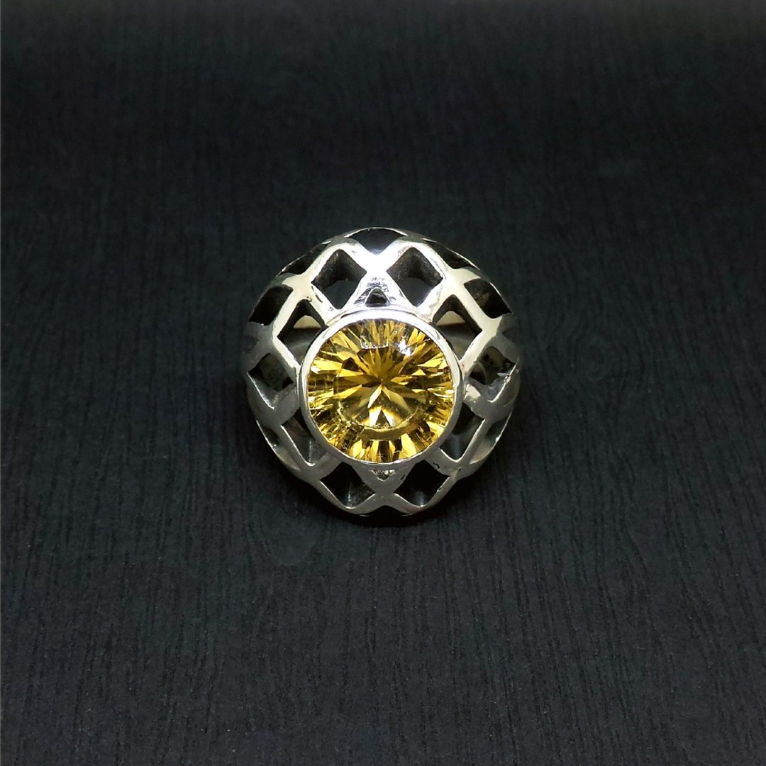 几何格纹镂空拱面戒指 - 黄水晶.S925银 - 戒指 - 宝石 黄色