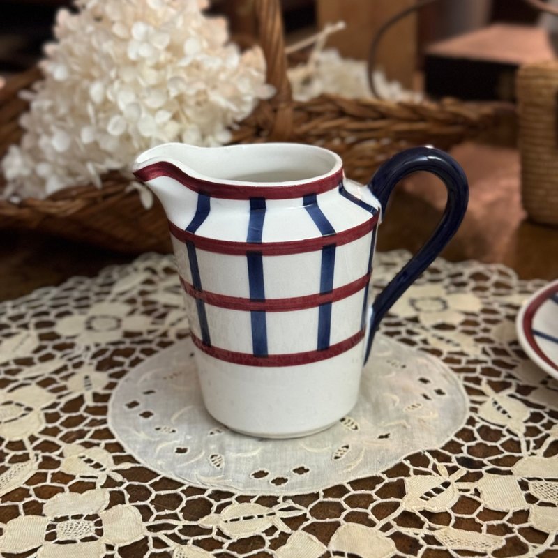 50463-迷人法国古董HBCM 奶壶Béarn系列 - 茶具/茶杯 - 瓷 
