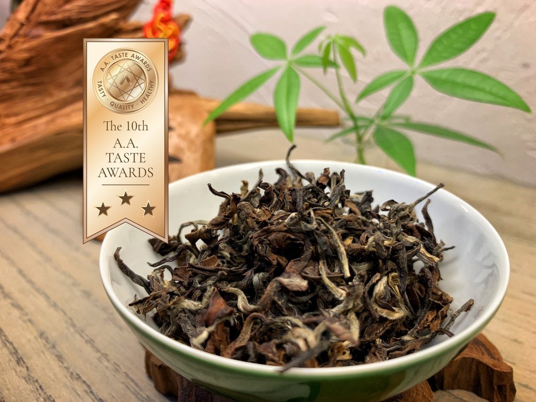 2024 A.A. TASTE AWARDS三星认证-台湾自然农法东方美人 - 茶 - 植物．花 咖啡色