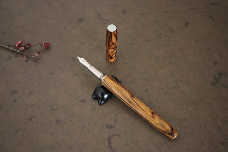 台湾黄莲木钢笔 - 钢笔 - 木头 