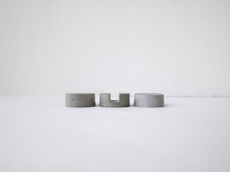 无所视室│经典纯色水泥名片座 - 名片架/名片座 - 水泥 灰色