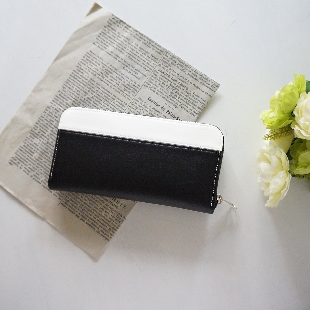 Elegant Bicolor Round Zipper Purse White Black - 皮夹/钱包 - 真皮 黑色