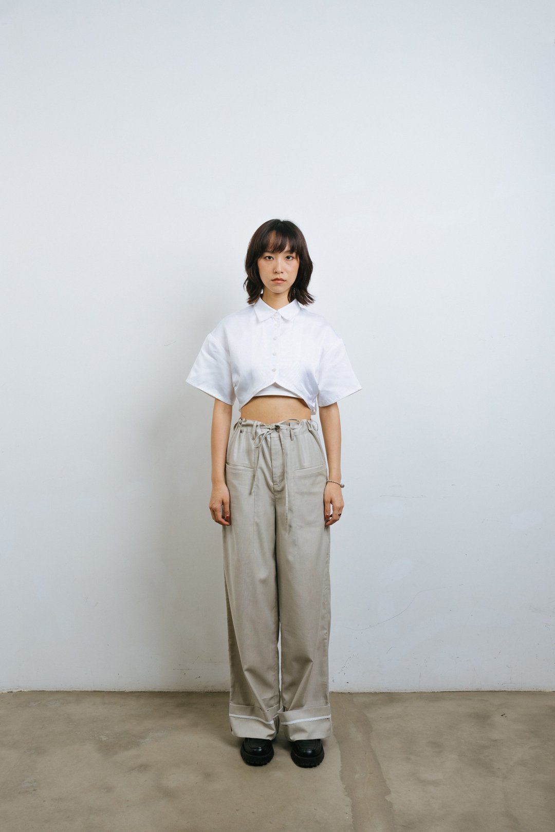 束腰直脚裤 Reverse Drawstring Trousers - 女装长裤 - 其他材质 白色