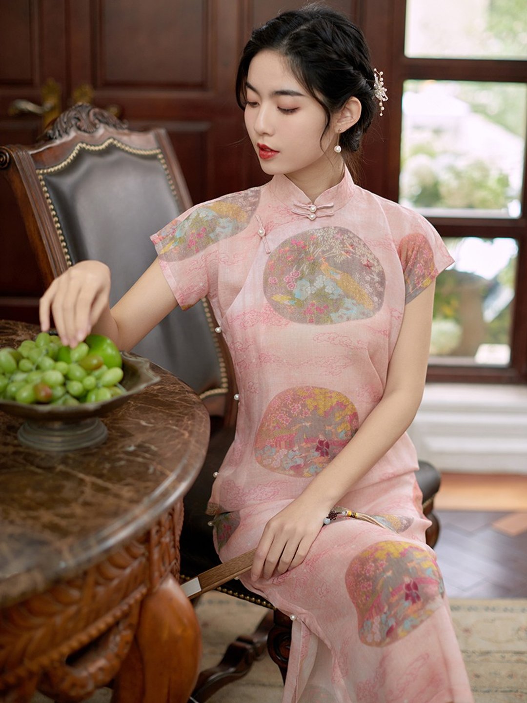藕粉色 霓裳 苧麻印花氣質開襟盤扣旗袍 復古改良新中式國風洋裝 - 旗袍 - 棉 粉红色