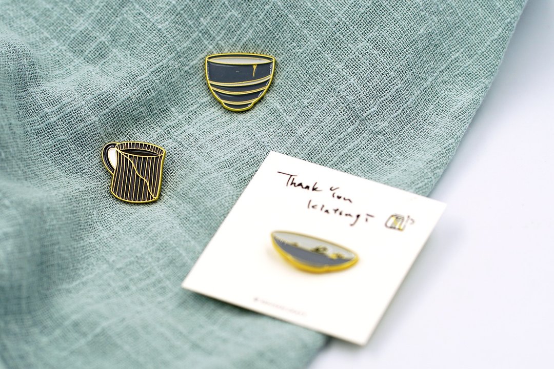 Pin . Thank you Kintsugi 金继别针胸章 - 徽章/别针 - 其他金属 