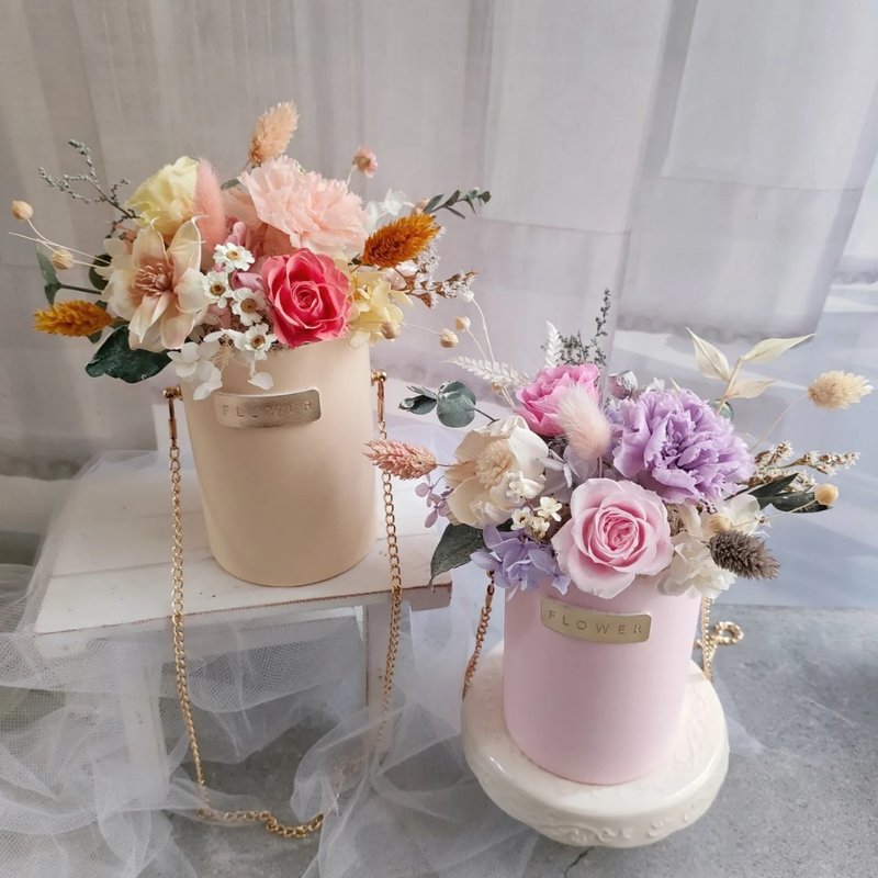 【一人成班】花艺-手提金链花桶 永生桌花课程 - 植栽 - 植物．花 