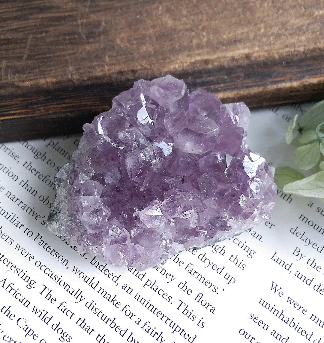 Amethyst 巴西产地 原皮紫水晶 晶簇 天然矿石 原矿 - 摆饰 - 其他材质 