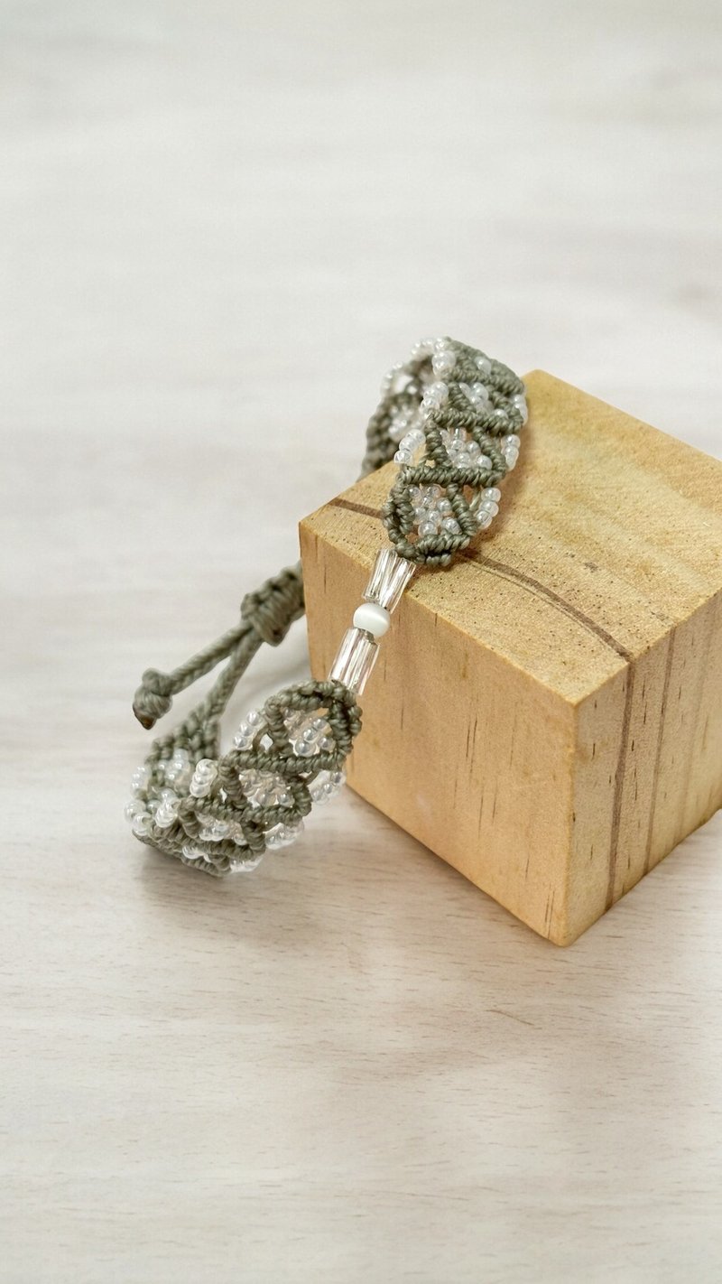 【手绳系列】云烟淡影 | Bracelet | Macramé - 手链/手环 - 其他材质 灰色
